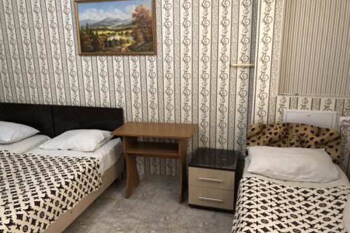 Room 19 of 35