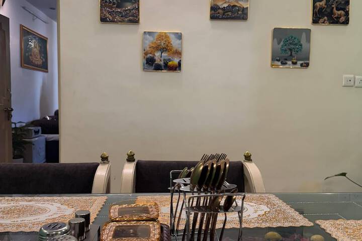 Dining 21 of 35