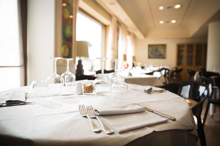 Dining 57 of 69