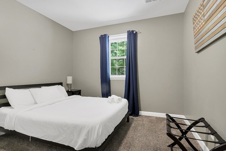 Room 6 of 78