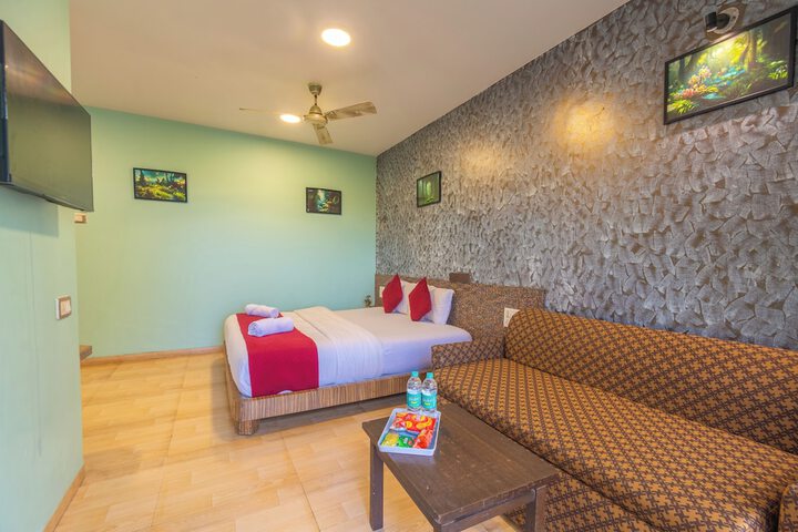 Room 15 of 27