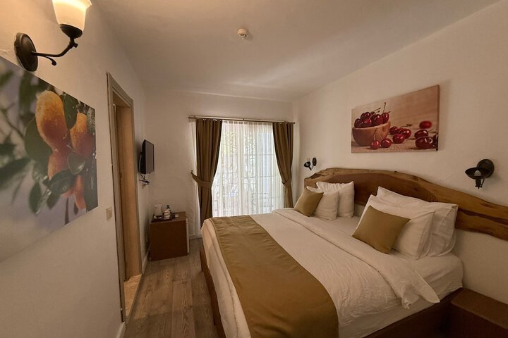 Room 100 of 194
