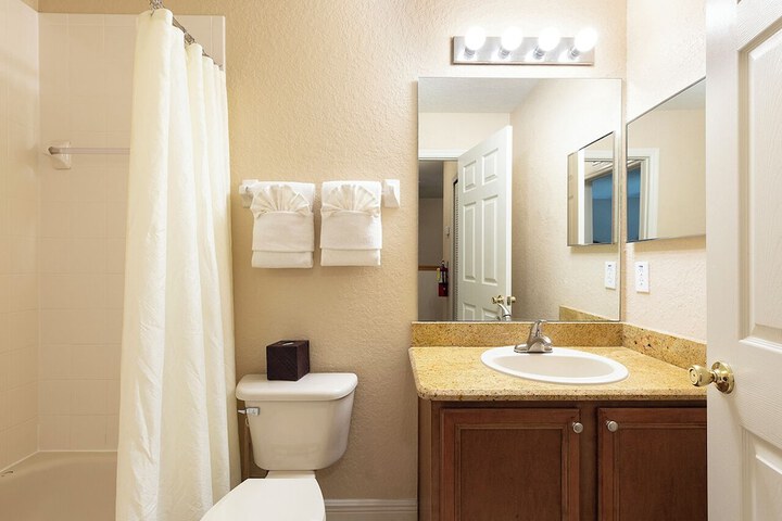 Room 15 of 49