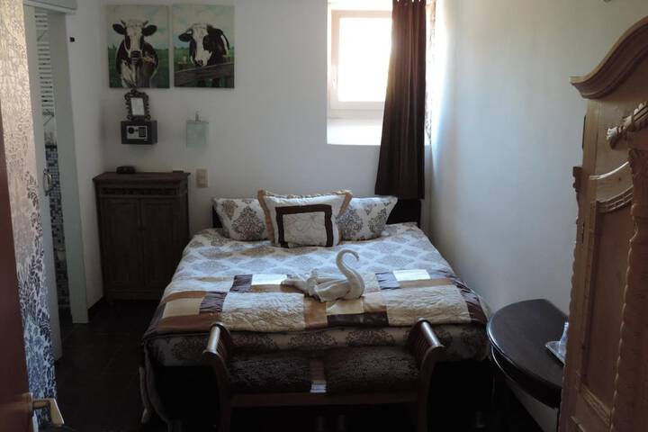 Room 29 of 57