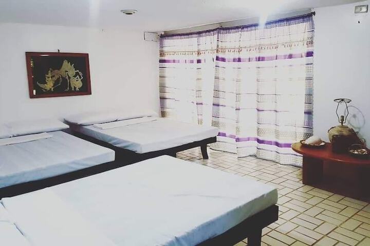 Room 11 of 20