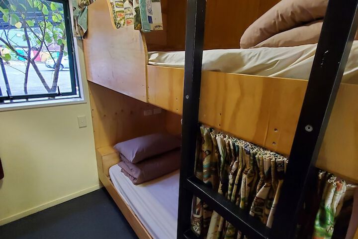 Room 6 of 20