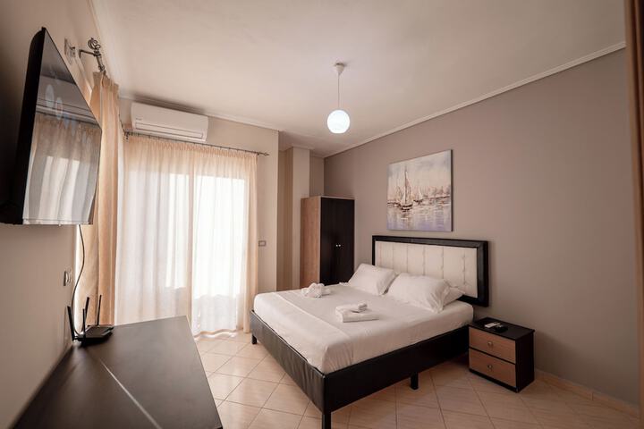 Room 34 of 84
