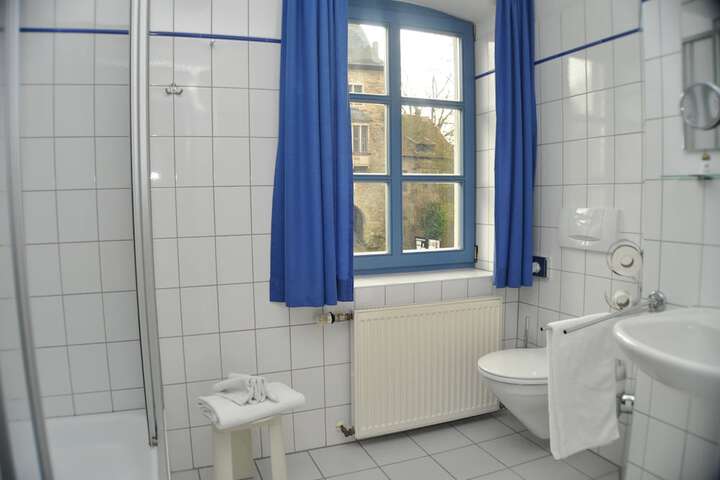 Room 36 of 76