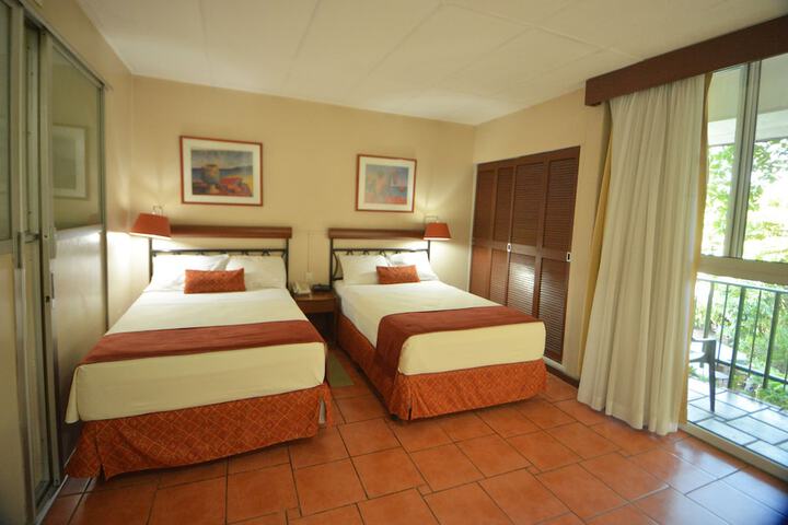 Room 7 of 39