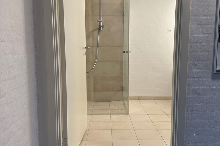 Room 56 of 79