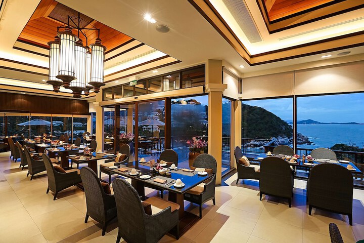 Dining 88 of 160