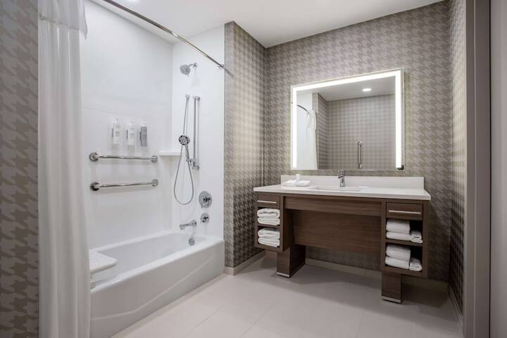 Bathroom shower
