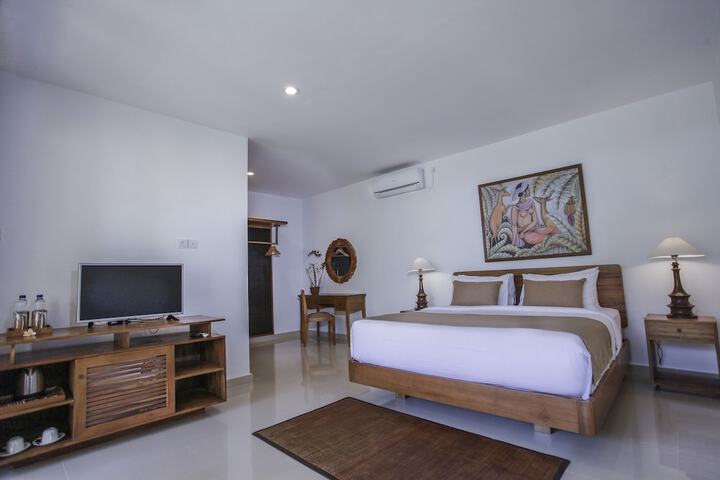 Room 3 of 42