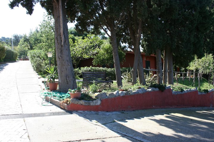 Property Grounds 104 of 199