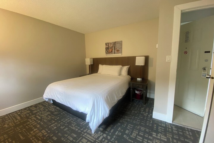 Room 18 of 70