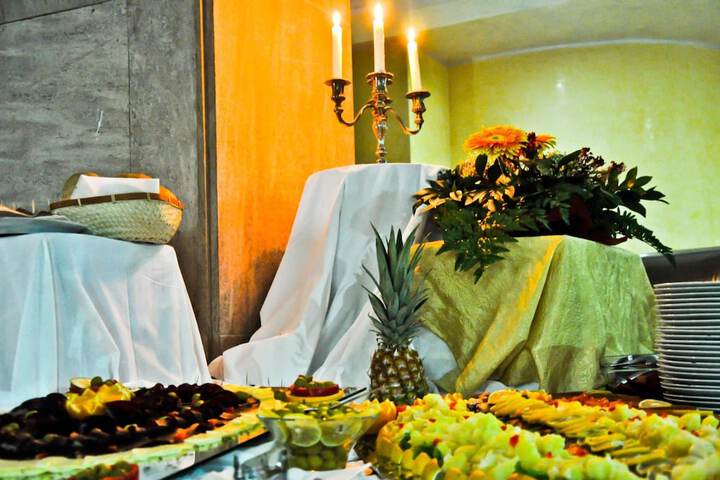 Dining Photos