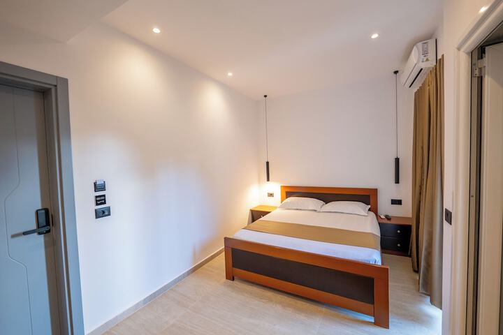 Room 41 of 74
