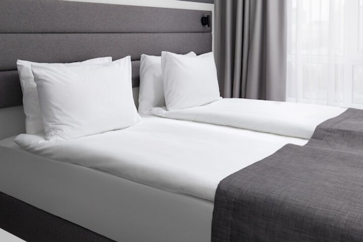 1 Art Hotel