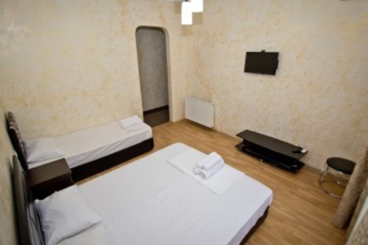 Room 20 of 93