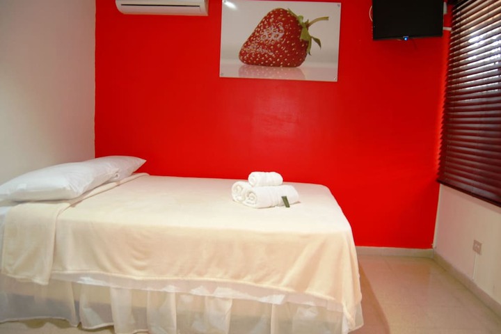 Room 10 of 23