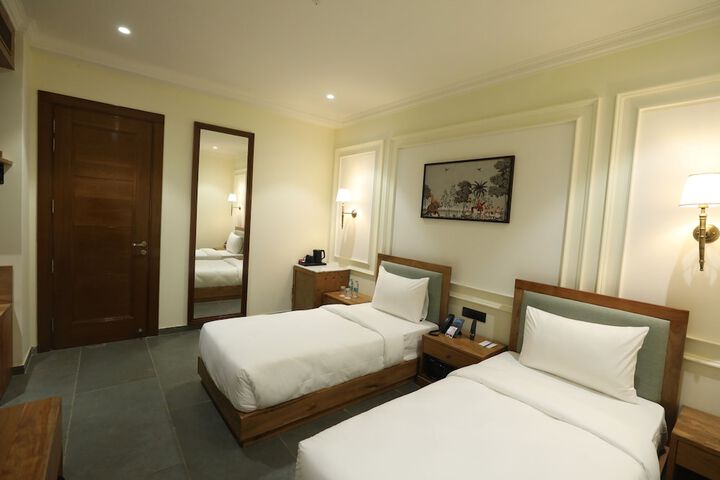 Room 17 of 117