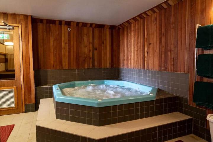 Spa 8 of 16