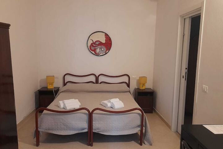 Room 10 of 23