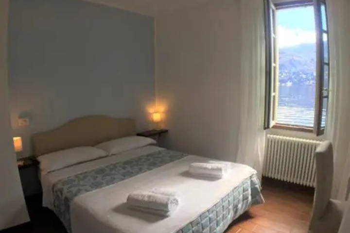 Room 4 of 14