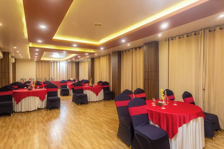 Ballroom/Hall 59 of 75