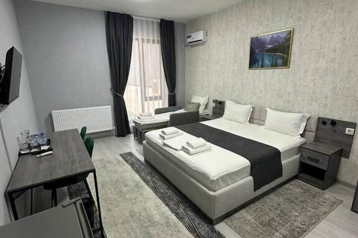 Room 52 of 62