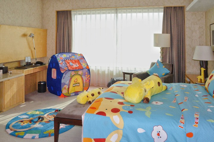 Children's theme room