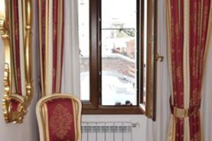 Room 29 of 53