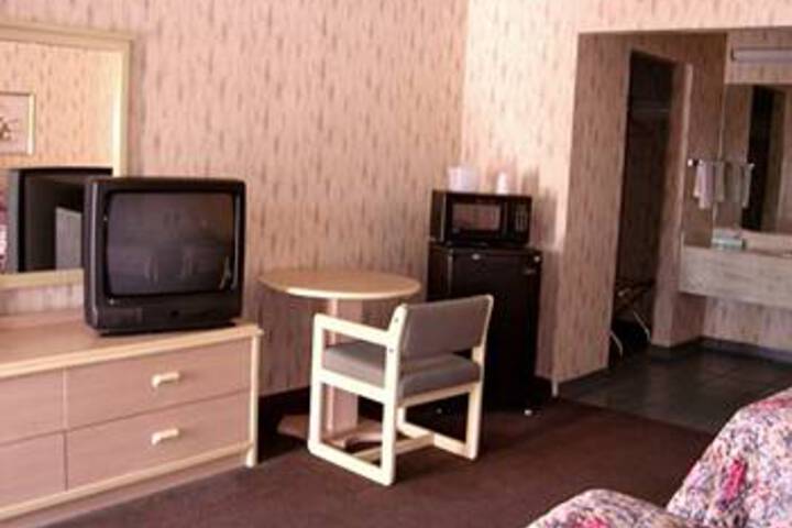 Room 23 of 27