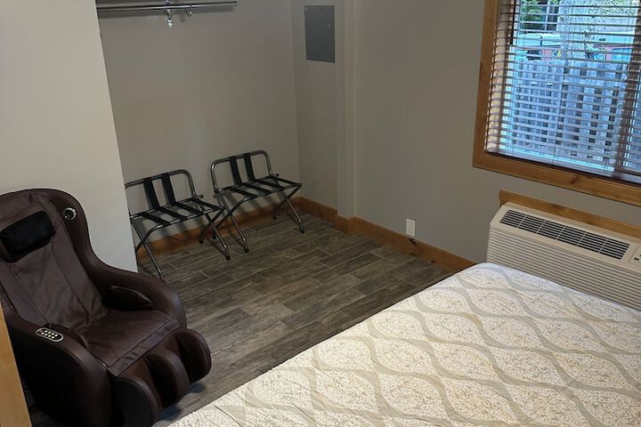 Room 9 of 50