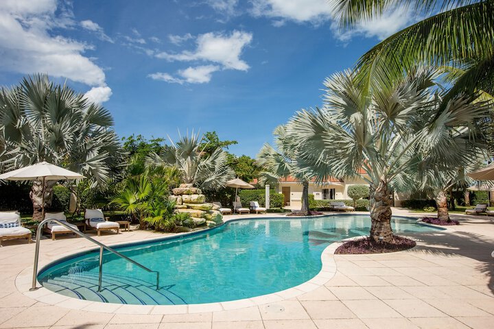 Pools & Facilities