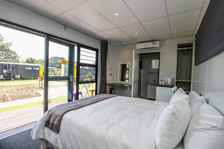 Room 3 of 48