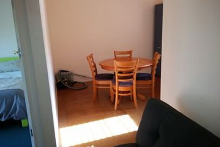 Room 50 of 66