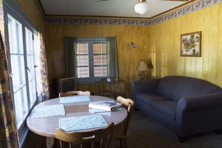 Room 47 of 96