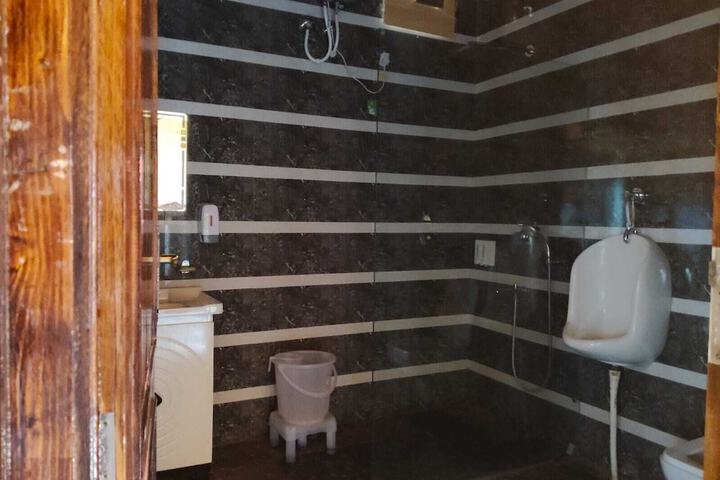 Room 17 of 26