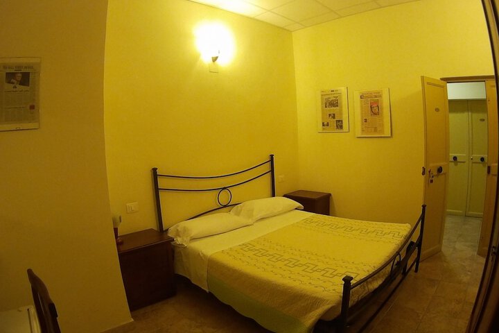 Room 17 of 51