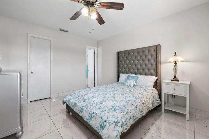 Room 2 of 15