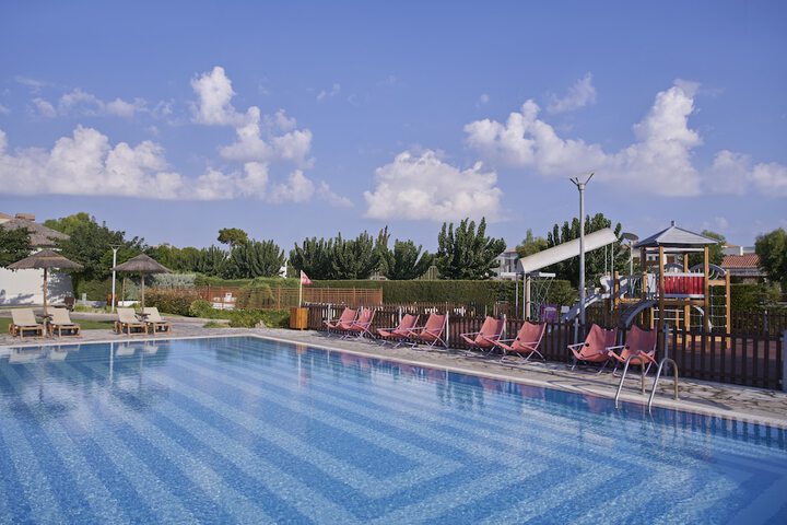 Pool 31 of 55