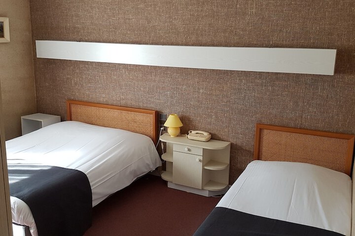 Room 30 of 91