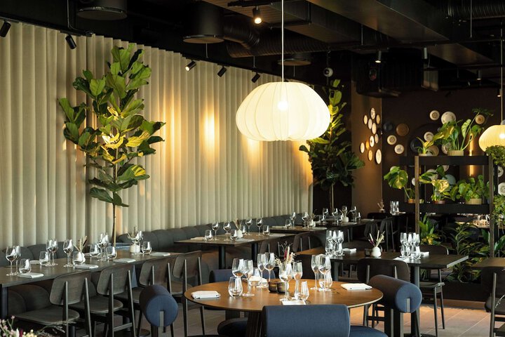 Dining 103 of 128