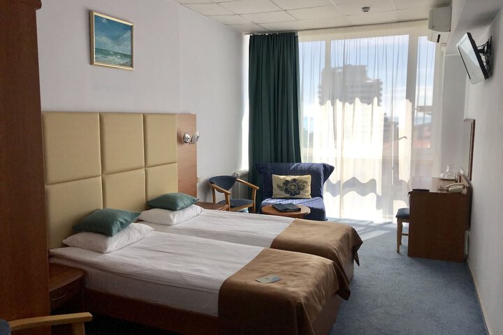 Room 7 of 52