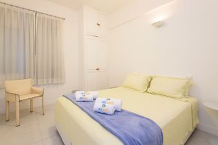 Room 11 of 29