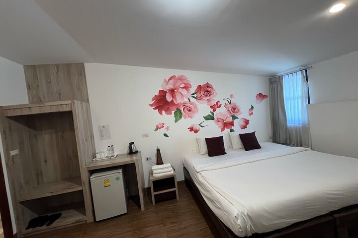 Room 98 of 149