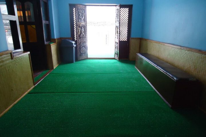 Room 5 of 38
