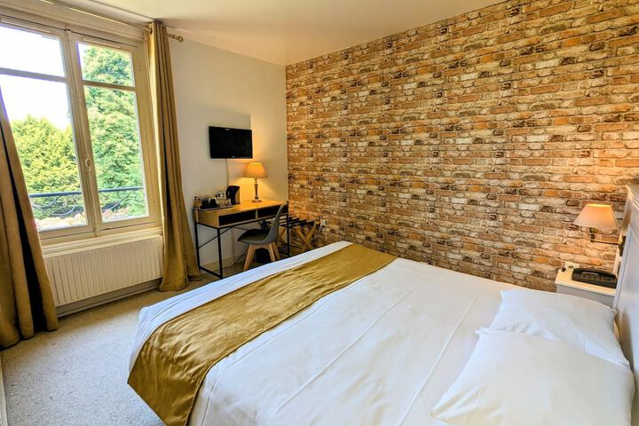 Room 15 of 59