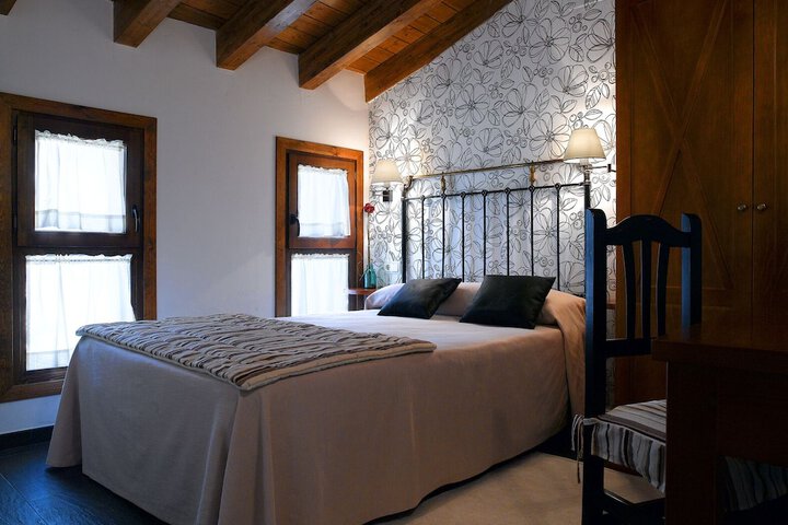 Room 5 of 25